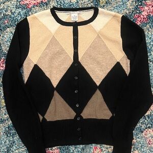 Classic Argyle Cardigan in Black and Tan